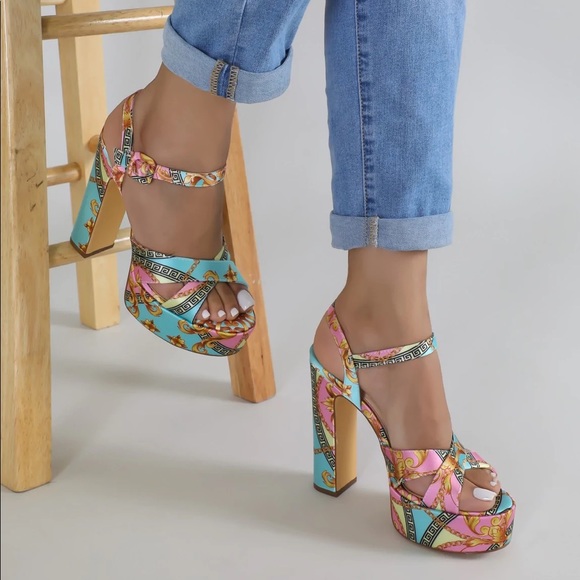 🔥New🔥Jolisa Heels. - Picture 3 of 7